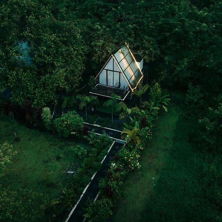 Mali'S House Hotel La Fortuna Bagian luar foto
