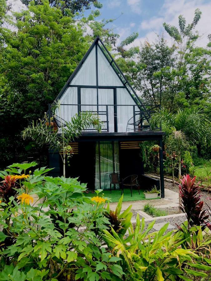 Mali'S House Hotel La Fortuna Bagian luar foto