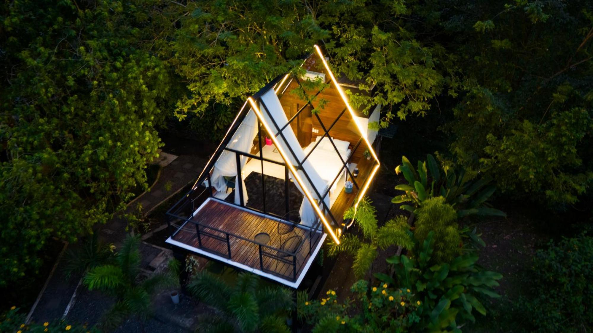 Mali'S House Hotel La Fortuna Bagian luar foto
