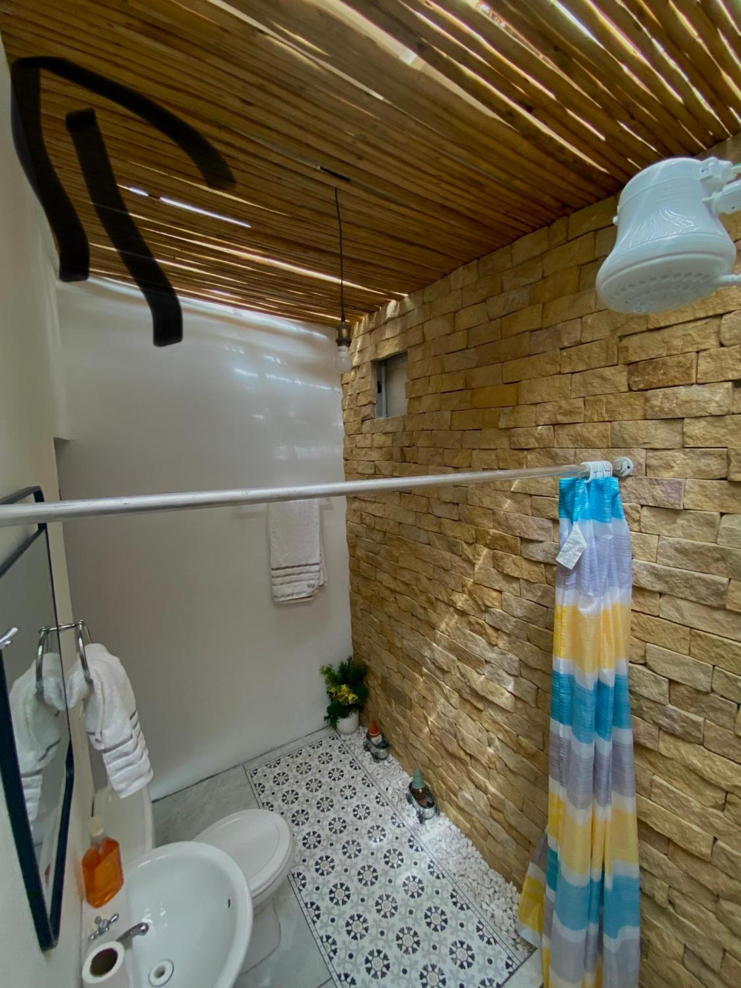 Mali'S House Hotel La Fortuna Bagian luar foto